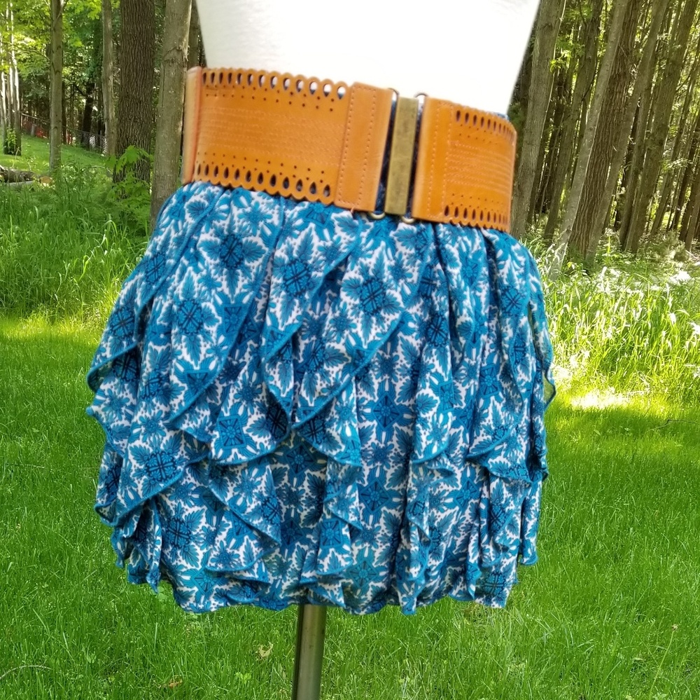 😎ADORABLE RUFFLED MINI